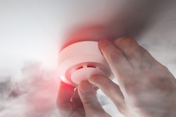 Nowy obowiązek dla właścicieli nieruchomości. W 2026 roku te urządzenia muszą być zamontowane