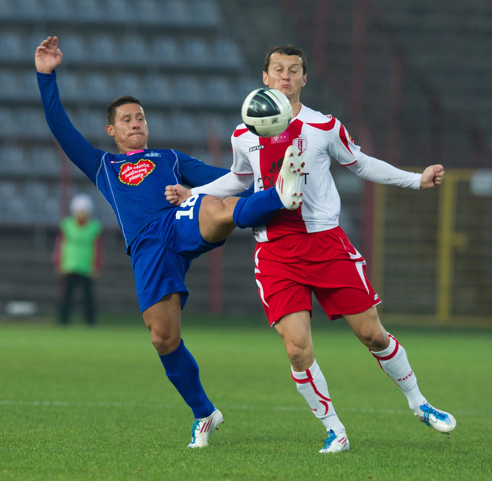 PIŁKARSKA EKSTRAKLASA ŁKS KONTRA RUCH CHORZÓW