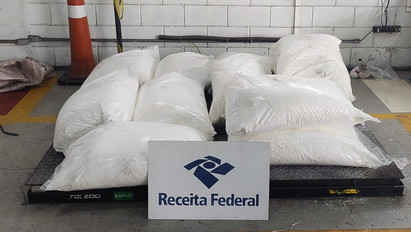 Ötszáz kiló kokain érkezett a kávéhoz Brazíliából, a dolgozók bukkantak rá  