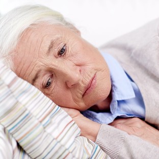 Kiderült, ezért vezethet a kevés alvás Alzheimer-kórhoz
