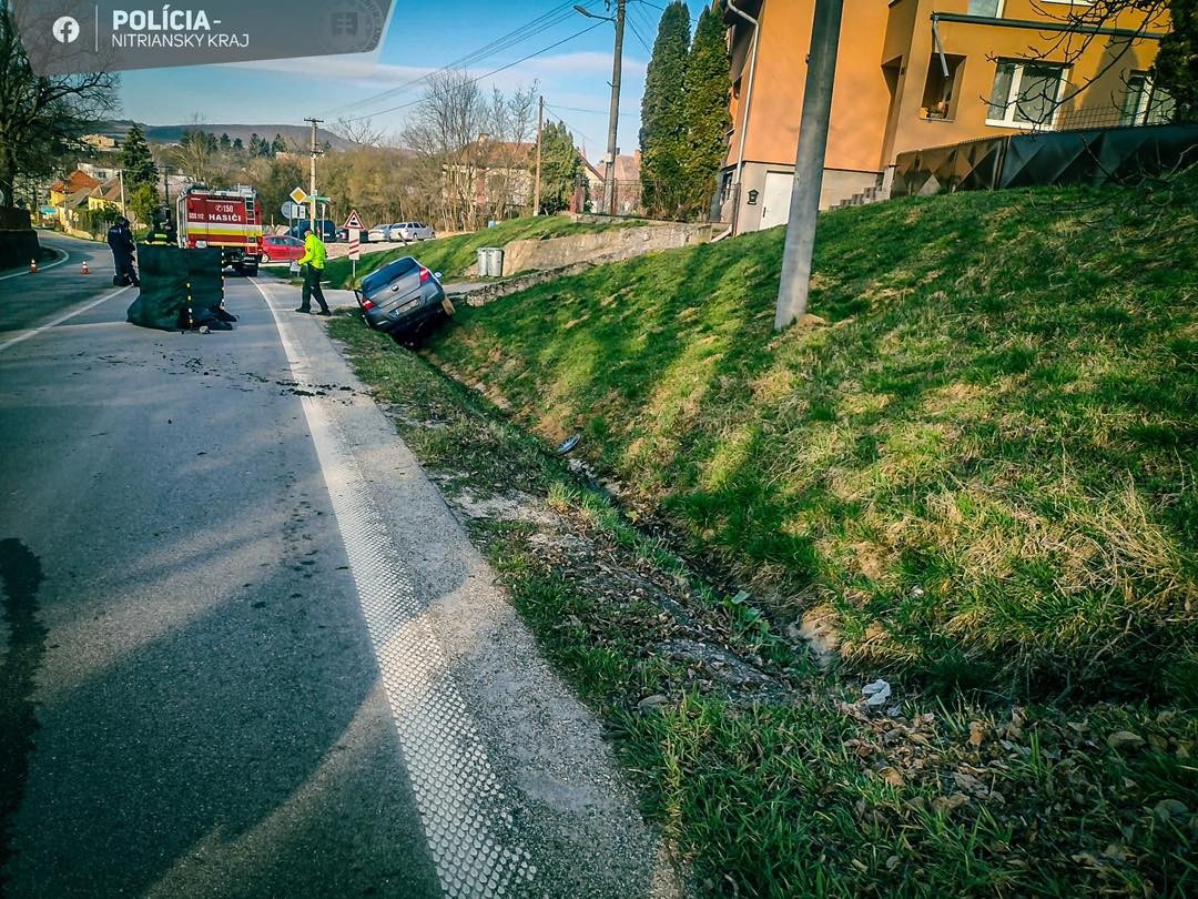  Pri tragickej nehode zahynula 72-ročná vodička.