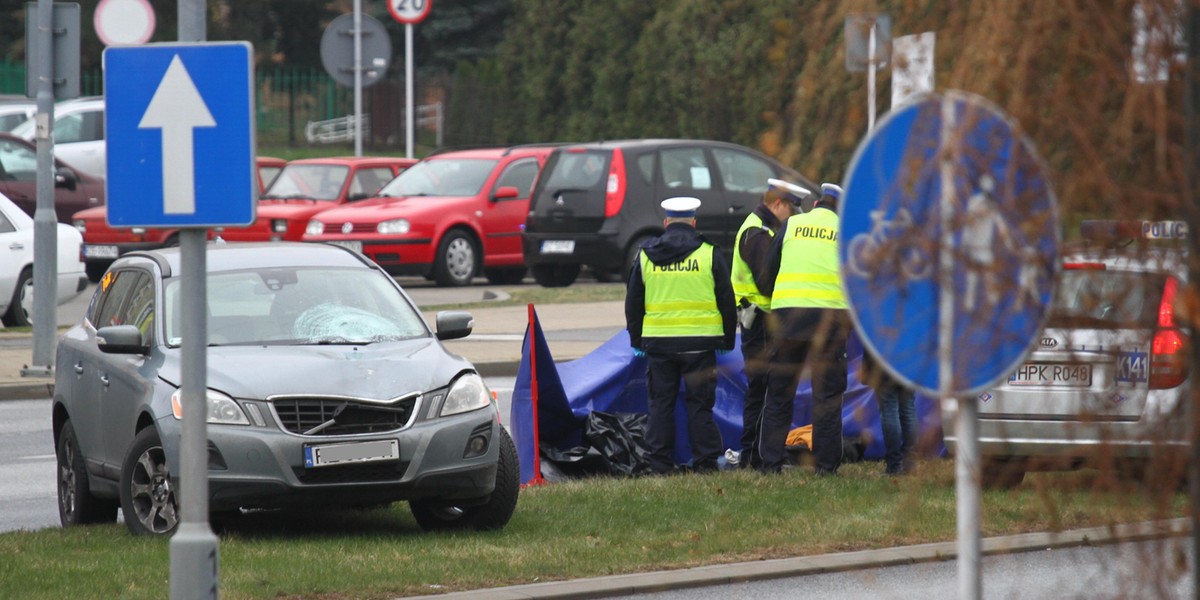 27-letni Andrzej zginął na miejscu. Potrąciło go volvo, którym kierował znany lekarz