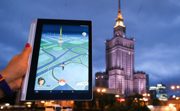 Polacy łapią pokemony, a firmy już zasadzają się na portfele łapaczy