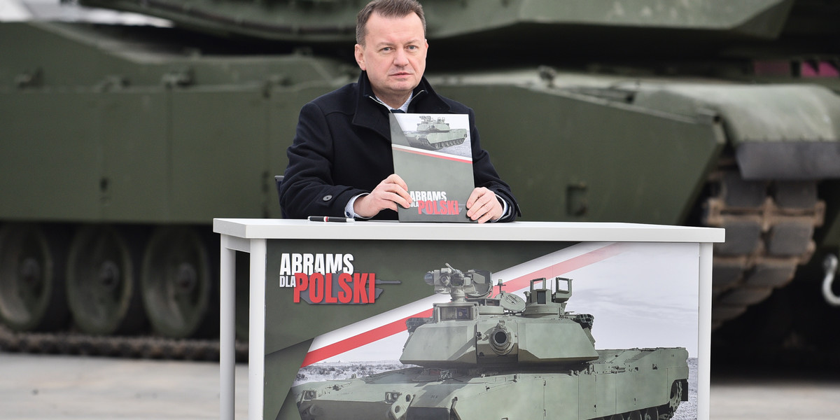 W ciągu ostatnich czterech lat biurko pojawiało się na konferencjach prasowych wicepremiera Mariusza Błaszczaka w stolicy, a także w Gdyni, Zamościu, Mielcu, Zielonce, Białymstoku, Grajewie, Kolnie czy Giżycku. 