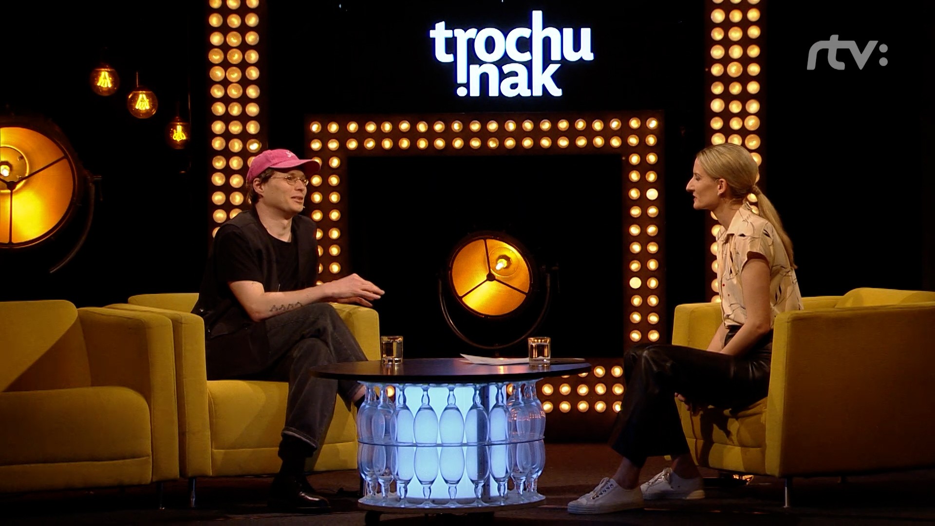 Talkšou Trochu inak s Adelou.