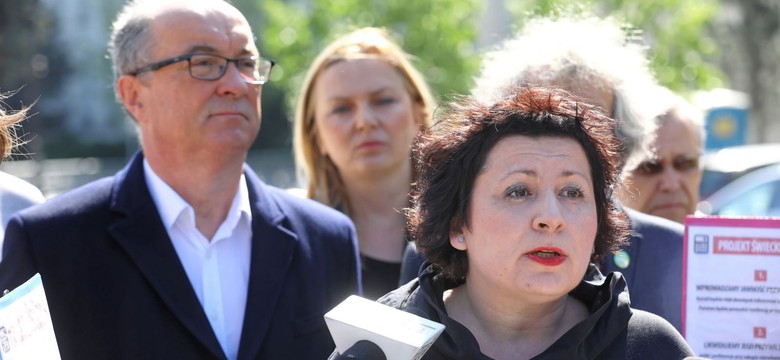 Komitet "Świeckie Państwo": Fanatycy religijni plują na nas na ulicach, czujemy się zastraszeni