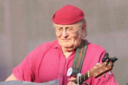 Dla mnie najukochańszym słowem w ludzkim języku jest słowo „też” [WYWIAD]