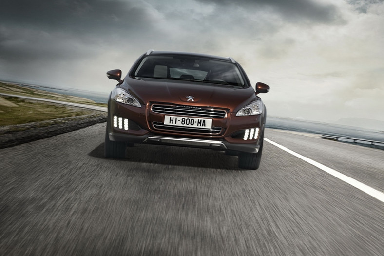 Peugeot 508 RXH pokazuje pazury, rrrrr!