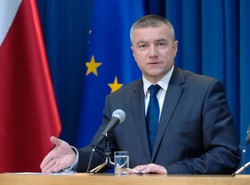 Graś: Prezydent mówi nieprawdę