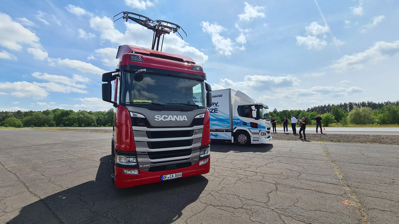 Elektryczna ciężarówka Scania w testach na lotnisku