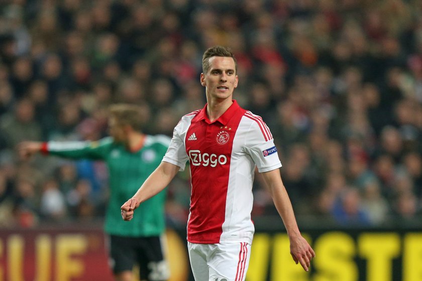 Arkadiusz Milik na ławce Ajaxu Amsterdam. Polak ma spore problemy