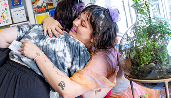 Bolt, kávézó és tetoválószalon: a hely, ahová bemész, és más emberré válsz – Ez a Yoféle