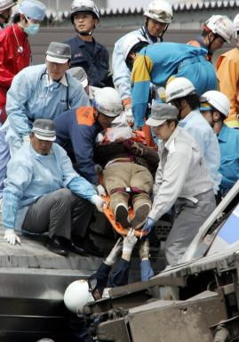 Katastrofa kolejowa w Japonii / 27.jpg