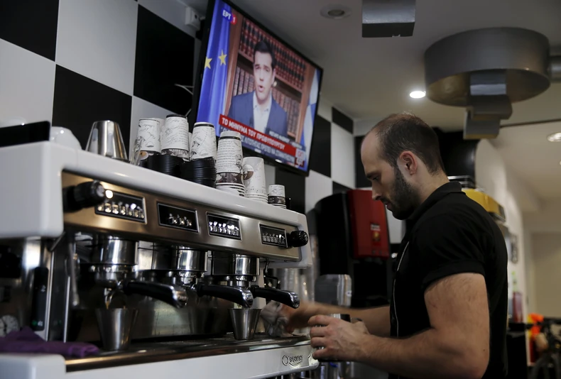 Država se suočava sa kolapsom, ali espreso ne trpi zbog krize