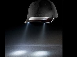 Świecąca czapeczka doprowadzi do domu