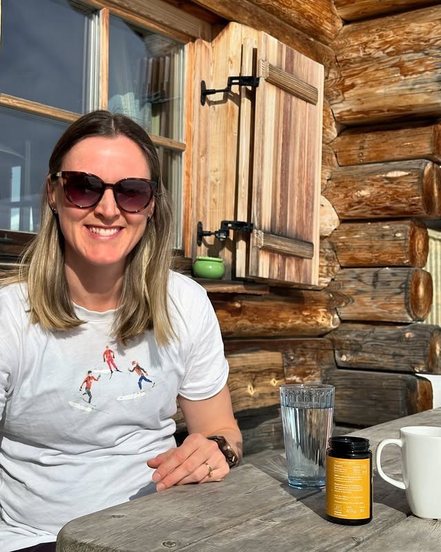 Bývala nemecká biatlonistka a bežkyňa na lyžiach Denise Herrmannová-Wicková.