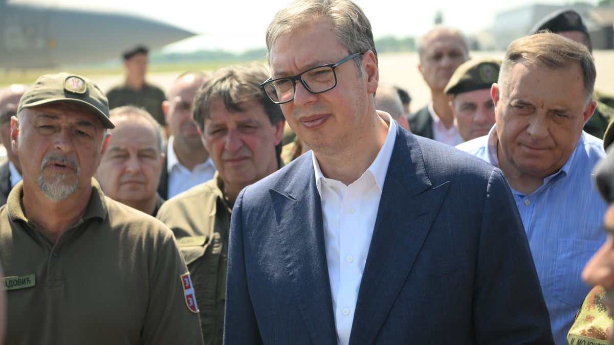 Vojska Srbije Vučić