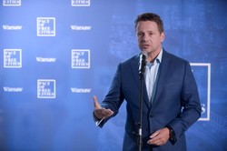 Wojewoda mazowiecki bije w Trzaskowskiego: Jeszcze w urzędzie go nie widziałem