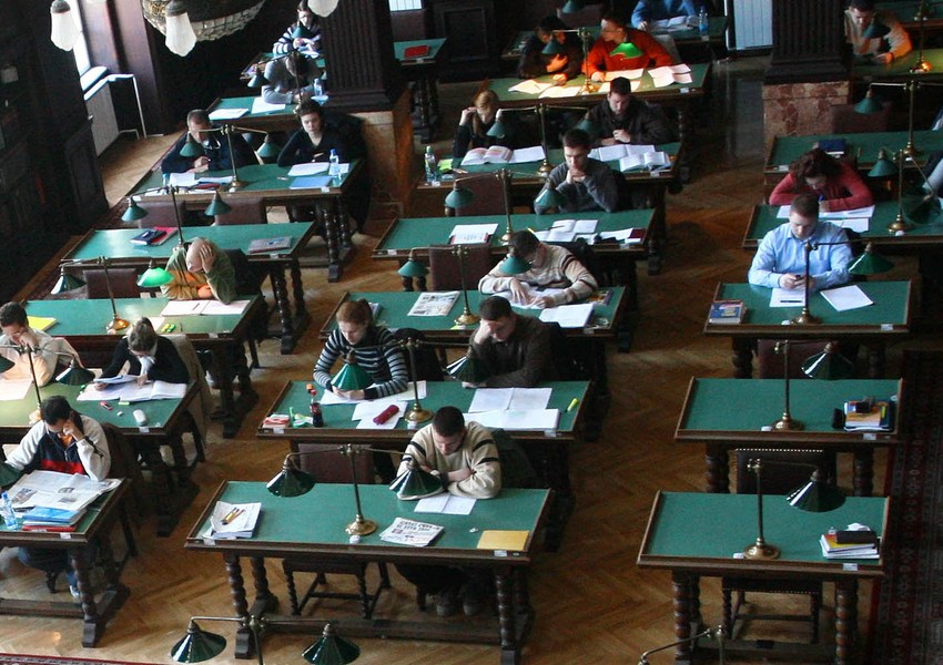 Odlazak na studije predstavlja pravu noćnu moru za prosečnu srpsku porodicu