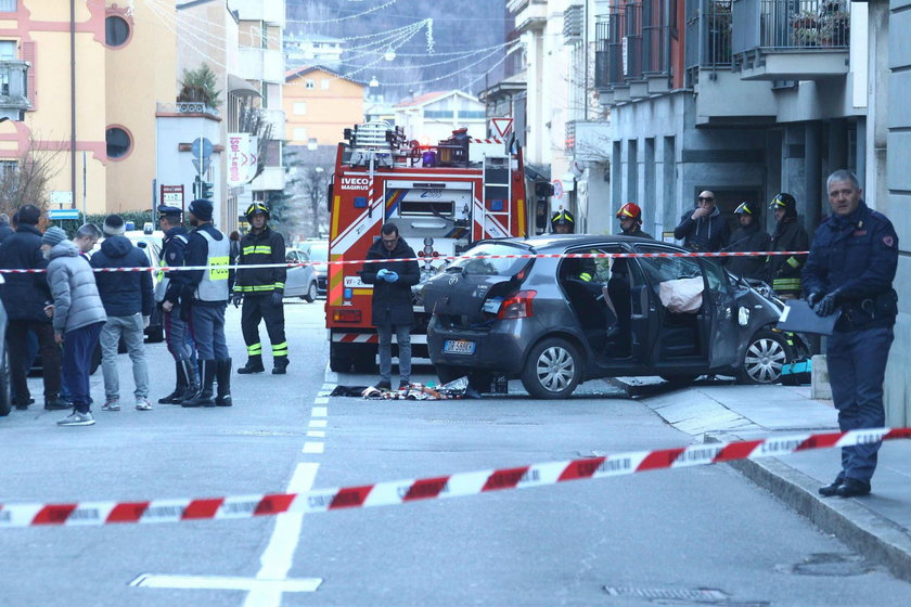 Włochy. Samochód wjechał w ludzi na jarmarku świątecznym