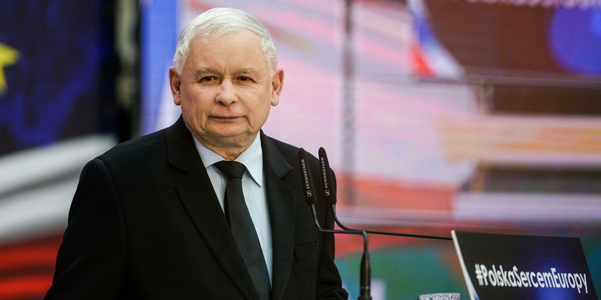 Jarosław Kaczyński zapowiedział w Bydgoszczy obronę polskiej złotówki i programów socjalnych PiS.