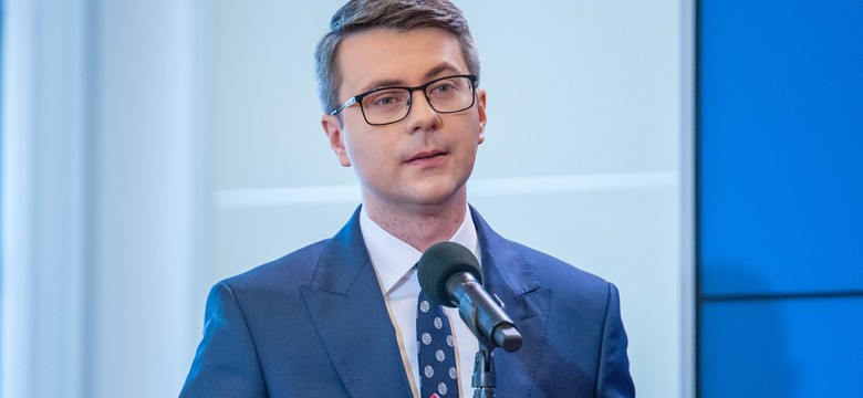 Müller wyjaśnia: Przecież kamienie milowe są wpisane przez nas