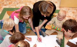 Mama 4 plus: Kiedy ruszą wypłaty matczynych emerytur