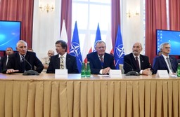 Macierewicz: Proszę nie spodziewać się, że komisja przedstawi winnych