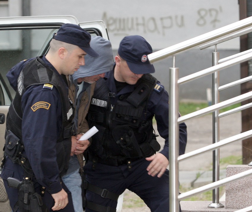 Privođenje Zorana Ćopića