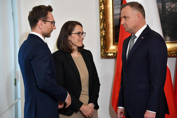 Prezydent RP Andrzej Duda, minister finansów Magdalena Rzeczkowska i minister rozwoju i technologii Waldemar Buda