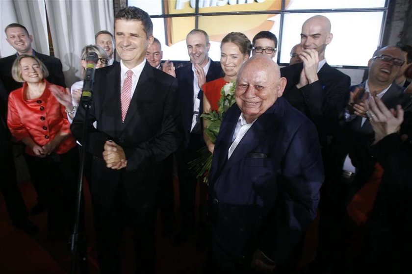 W więzieniu w Zarębie wygrał Palikot