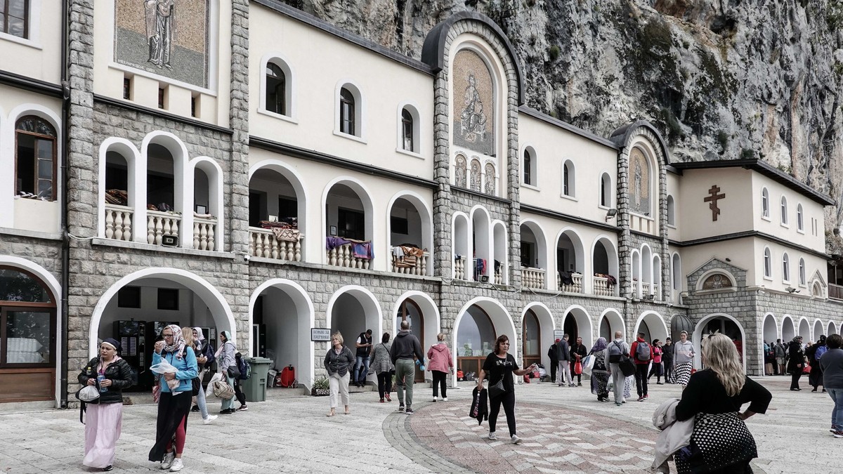 Manastir Ostrog