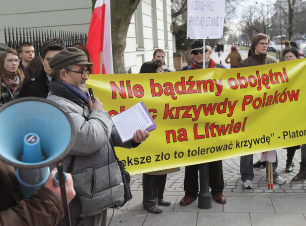 Polacy atakują Litwę. Domagają się równych praw