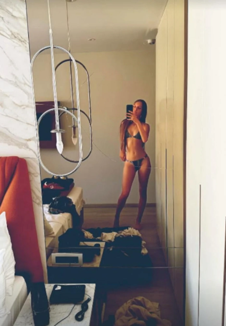 Jovana Petrović napustila Srbiju