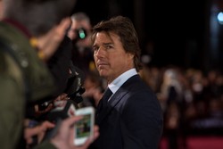 Tom Cruise w kolejce do rzymskiego szpitala na test na koronawirusa