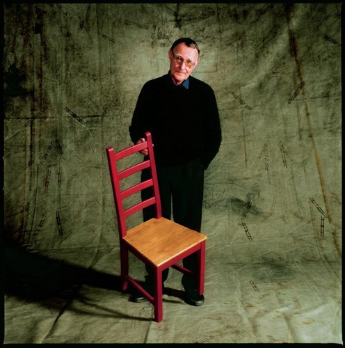 Popularny meblowy koncern postanowił w 2010 roku zainwestować w Orlej w Podlaskiem 160 mln euro i stworzyć 230 miejsc pracy. Inwestycja Swedspan/IKEA była jedną z największych inwestycji zagranicznych w Polsce w 2010 roku, ważnym dla wschodniego regionu i Podlasia, gdzie bezrobocie sięgało wtedy 13,2 proc.. Od 2011 r. firma wytwarza panele HDF Green-Light.
Inwestor otrzymał dofinansowanie od rządu, jednak ważna okazało się także przychylność dla inwestorów, którą wykazują polskie władze lokalne – mówili przedstawiciele firmy.  
– Dwa lata zabiegaliśmy o tę inwestycję. Liczę, że pozwoli stworzyć 1,5 tys. nowych miejsc pracy i da zatrudnienie nawet połowie mieszkańców mojej gminy – szacował wtedy Piotr Selwesiuk, wójt gminy Orla, w której powstała fabryka IKEI.

Na zdj.: Ingvar Kamprad, założyciel grupy IKEA