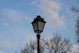 Kosztowny problem gmin: Przepłacanie za oświetlenie uliczne