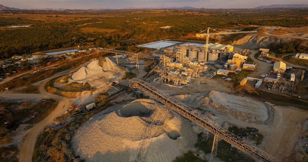 Zimbabwe's largest gold mine secures $132 million investment from Canadian firm
