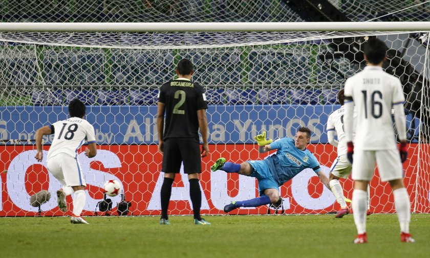 KMŚ: Viktor Kassai skorzystał z powtórki wideo i padł historyczny gol