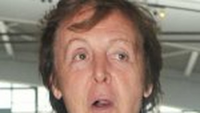 Lehallgatják Paul McCartney (69) telefonját!