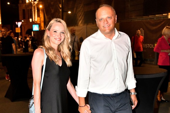 "GREŠNI SMO" Poznati bračni se pomirio sedam godina nakon razvoda: "Uvek ima uspona, padova"