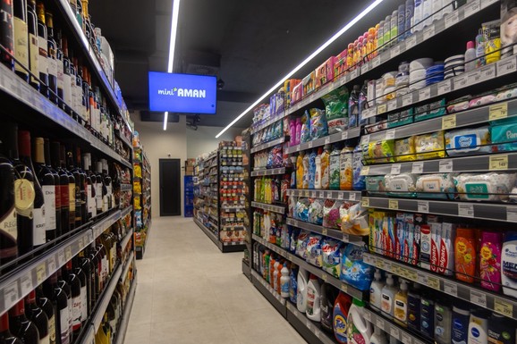 Kompanija Aman kupila DIS: Rođen najveći domaći trgovinski lanac u Srbiji