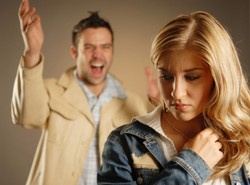 Męskie słowa, które smagają jak bicz