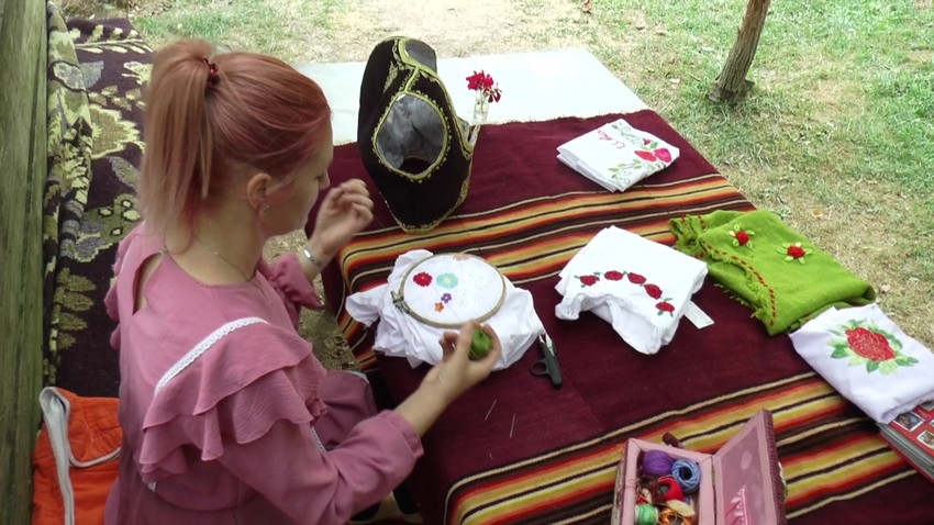 Zorica je čuvar tradicije i majstor zlatoveza