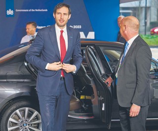 Nowy komisarz w Parlamencie Europejskim? Piłka wciąż w grze