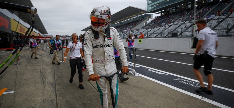 Formuła 1: Lewis Hamilton wygrał kwalifikacje i ruszy w Japonii pole position