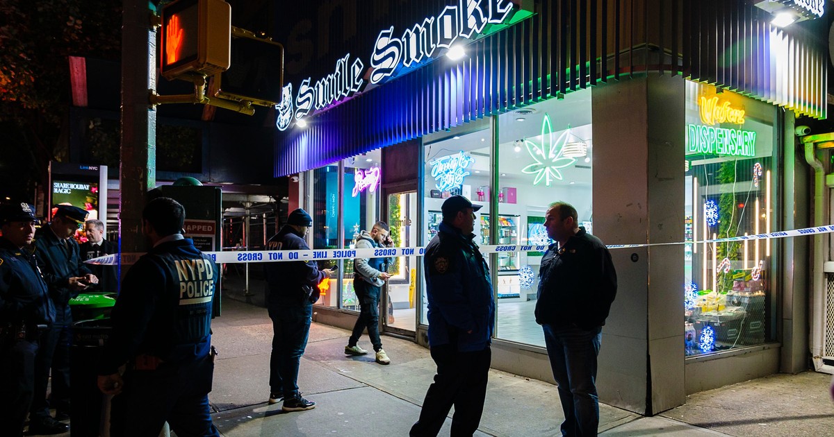 Up in smoke: Inside New York City's chaotic crackdown on unlicensed ...