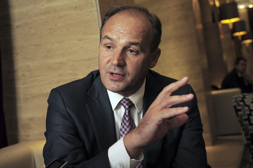 Priština hoće partnerstvo sa Beogradom: Enver Hodžaj