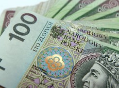 Korupcyjne zarzuty dla byłego wiceszefa mazowieckiego NFZ. Brał łapówki od szpitali