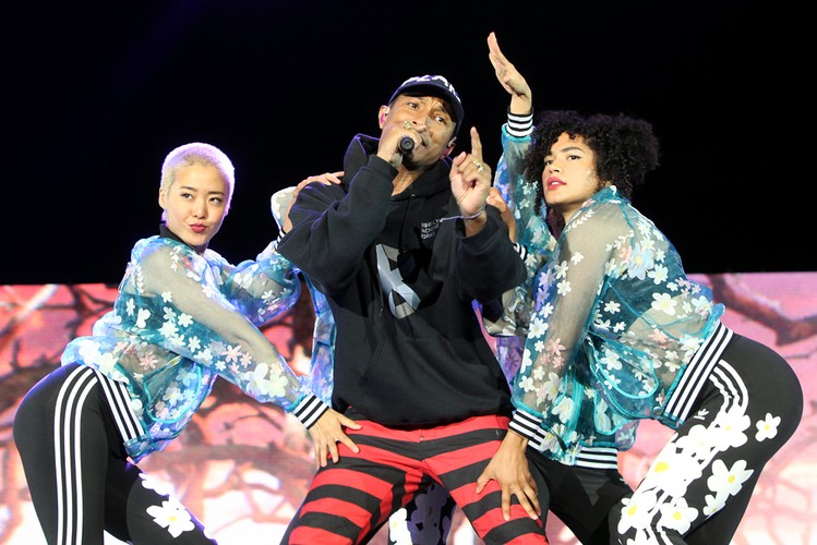 Pharrell Williams na Open'er 2016 / fot. Joanna Combik